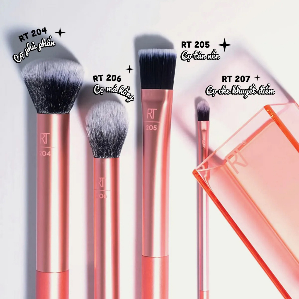 Bộ Cọ Trang Điểm 4 Cây RT REAL TECHNIQUES Flawless Base Set 91533